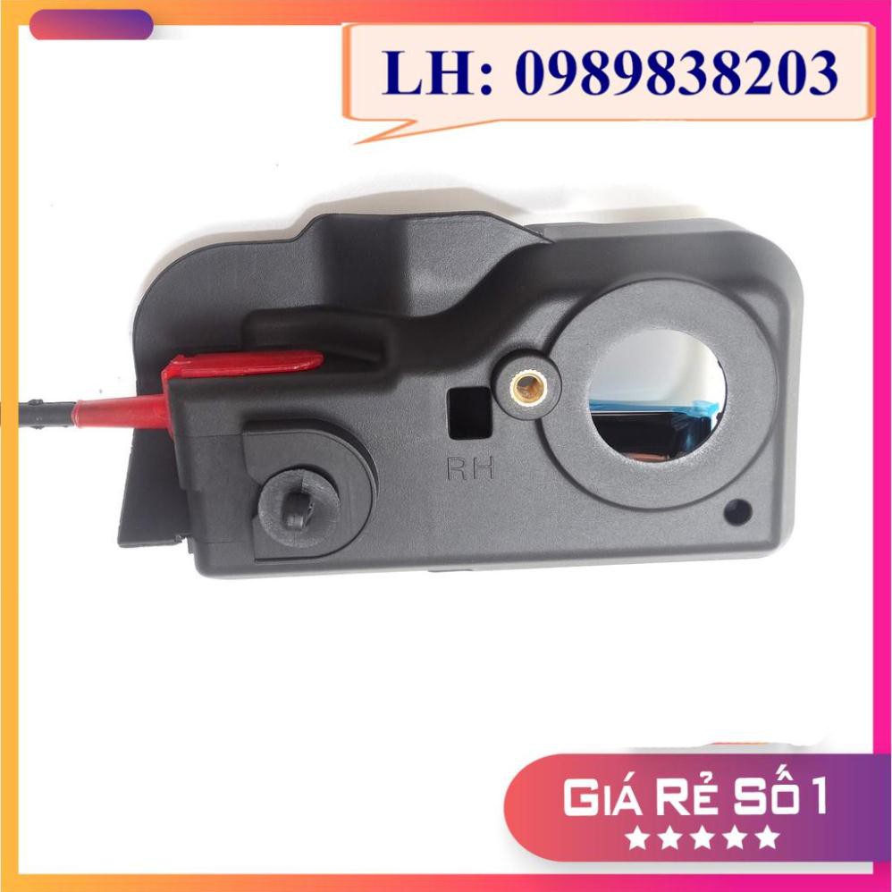 Tay cửa trong Ford Mondeo 2003-2006