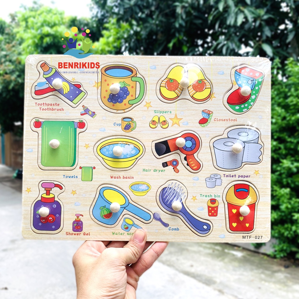 Đồ Chơi Gỗ Chủ Đề Vật Dụng Gia Đình Đa Dạng Có Núm Cầm Tay Cho Bé Nhận Biết Được Đồ Vật , Rèn Luyện Cơ Tay và Nhận Biết