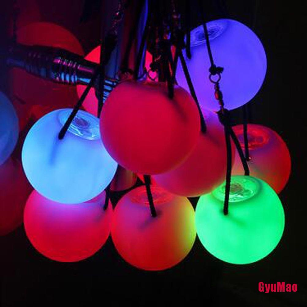 Quả bóng đèn led nhiều màu sắc dùng làm đạo cụ múa bụng