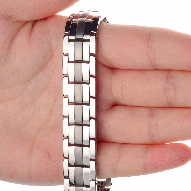 Vòng Đeo Tay Nam Châm Chăm Sóc Sức Khỏe Màu Vàng Bạc Thời Trang Cho Nam