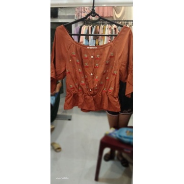 Áo trái cherry thêu siêu xinh 🍒