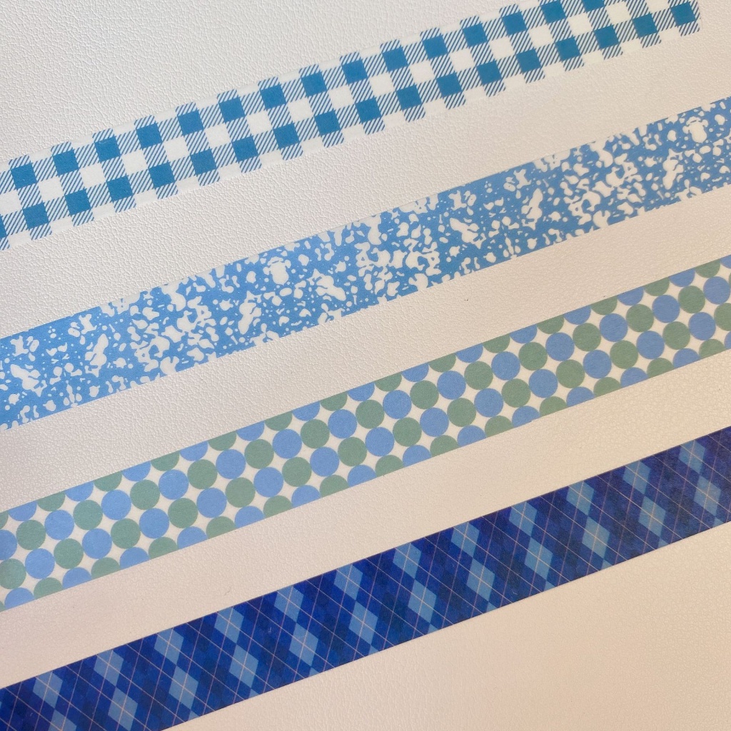 Băng keo họa tiết caro xanh dương dùng để tự trang trí sổ tay thẻ ảnh tại nhà