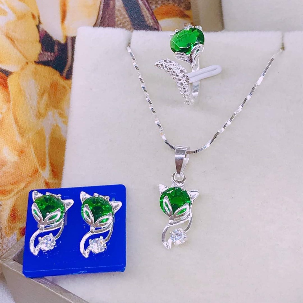 Sét trang sức hồ ly gắn đá phong thủy gồm dây chuyền nhẫn và bông tai, chất liệu bạc ta sang trọng nữ tính