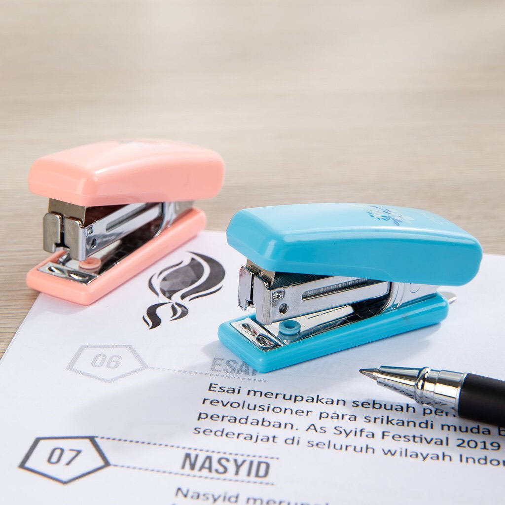 Dập ghim Deli mini kim bấm #10 – ghim bấm 12 tờ / E0222 – màu Xanh , hồng,  Dập ghim mini - MIYABI STORE