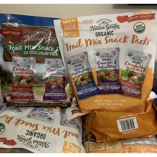 Hạt sấy khô tổng hợp Nature’s Garden Trail Mix Snack Packs 816g - Mỹ