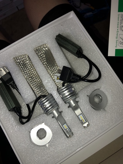 1 đôi đèn led H4 12v và 24v sáng trắng