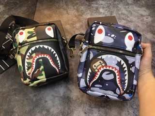 Túi đeo chéo bape x off white