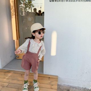 Quần sọc yếm bé gái