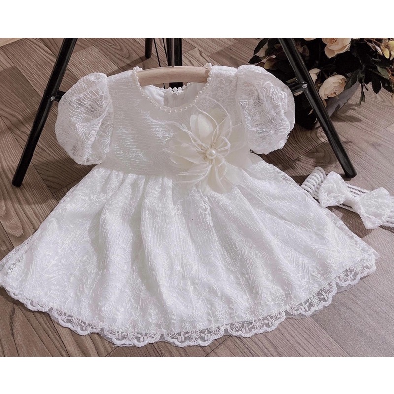Váy đầy tháng Váy công chúa ren hoa cổ ngọc siêu sang cho bé gái