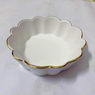 ( có sẵn) Bát sứ hình hoa sang trọng