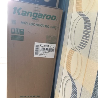 Máy lọc nước Kangaroo 9 lõi có vỏ tủ KG109AVTU -