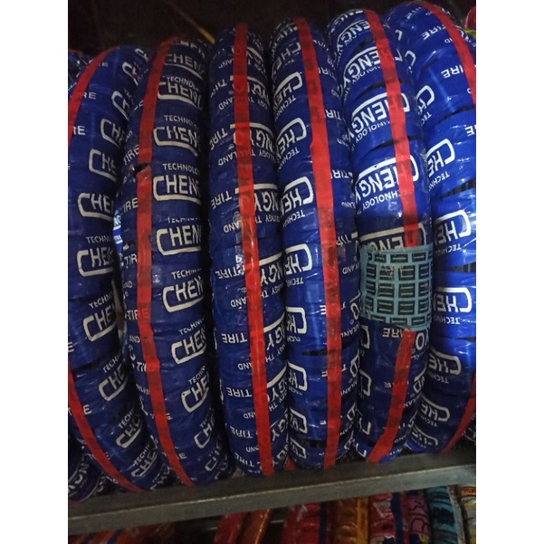 Lốp chân chó leo đoi núi đường trơn trượt 250-17 và 275-17