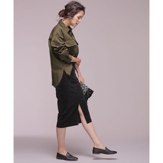 Váy Xẻ Tà Uniqlo Nhung