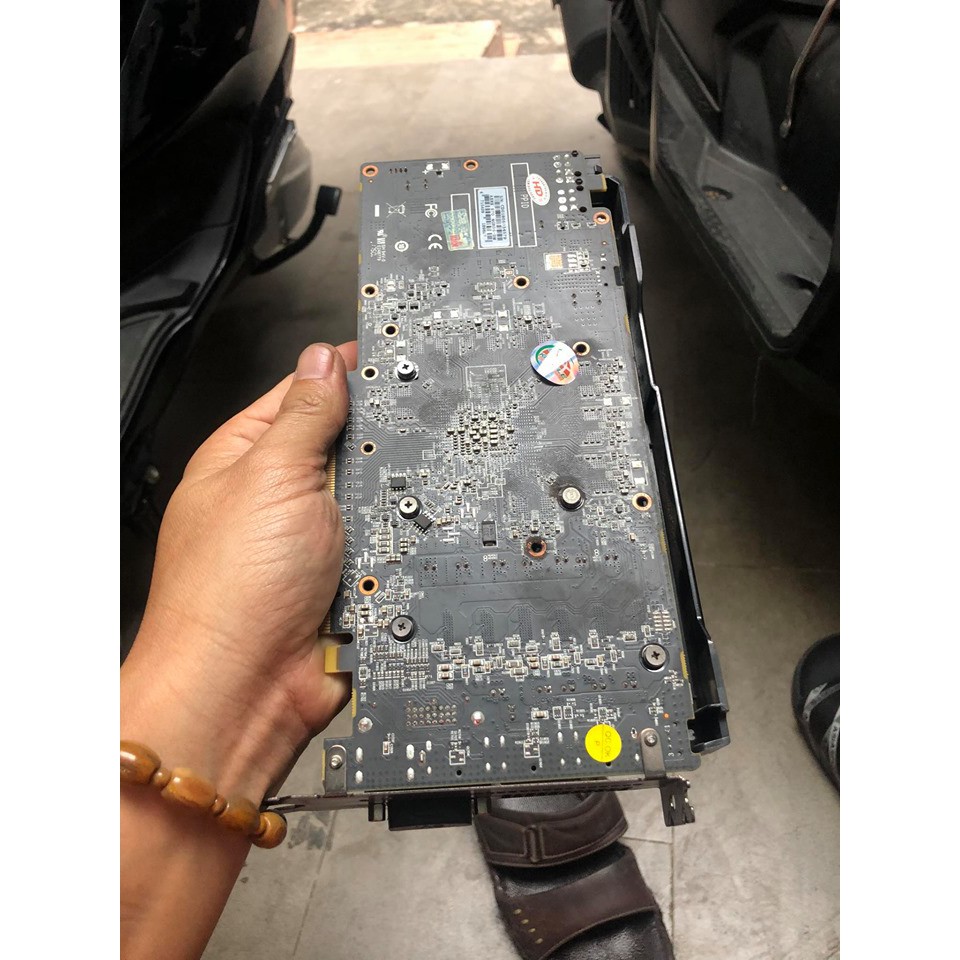 Vga Powercolor RX 570 4g còn bh tháng 7/2021