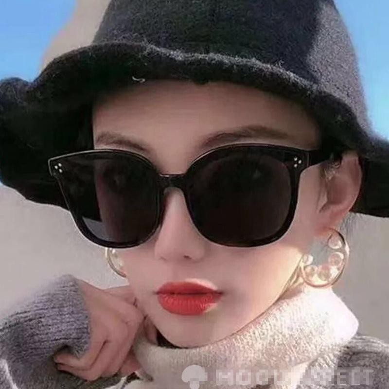 Kính mát kính râm nam nữ mầu đen khổ vuông vừa vặn giá tốt | BigBuy360 - bigbuy360.vn