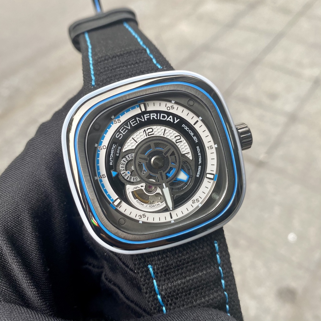 - Automatic - Hộp Gỗ, Sách, Thẻ Bảo Hành 2 năm , Khăn, Dây Cao Su Cao Cấp Tặng Kèm