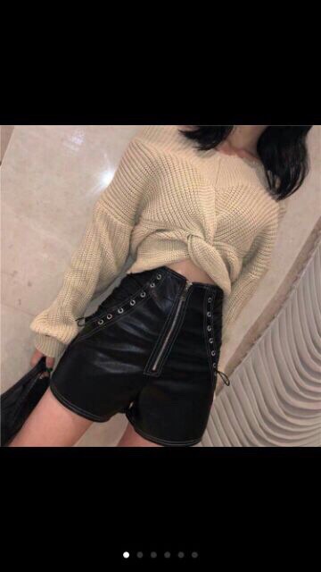 Quần đùi da cạp cao dây hông