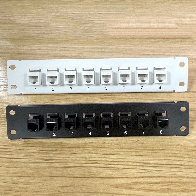 Bảng Mạch NAMA Patch 8 Cổng CAT5e Với Đá Inline Keystone 10G Pass-Throu