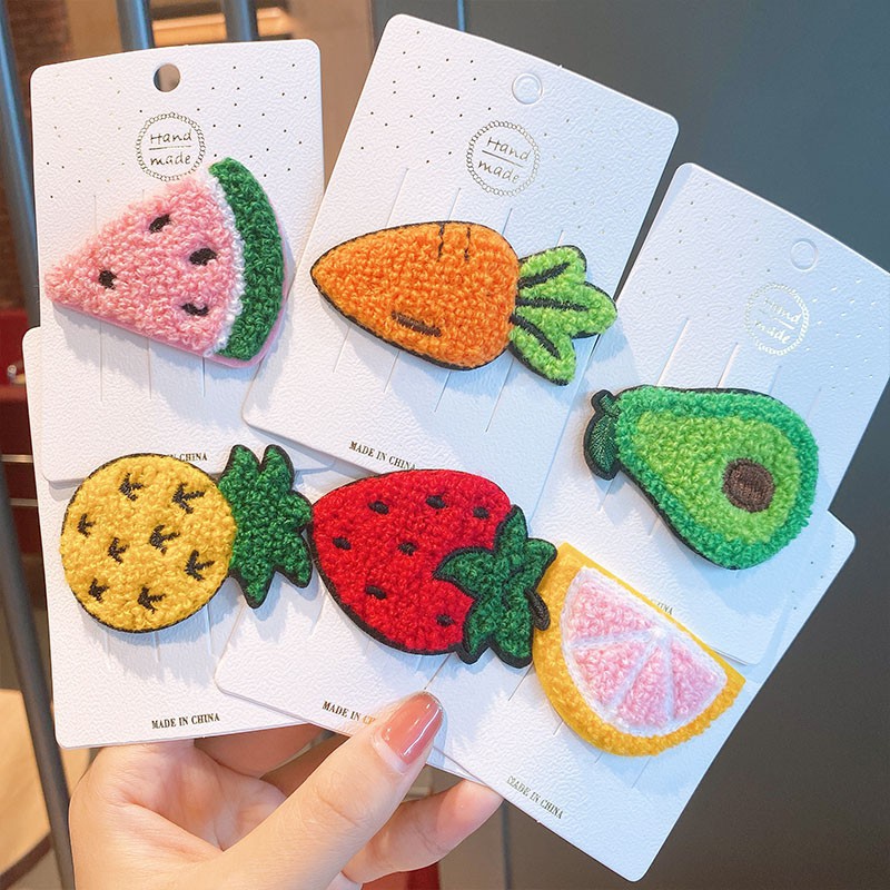 Kẹp tóc hình hoạt họa dành cho bé gái