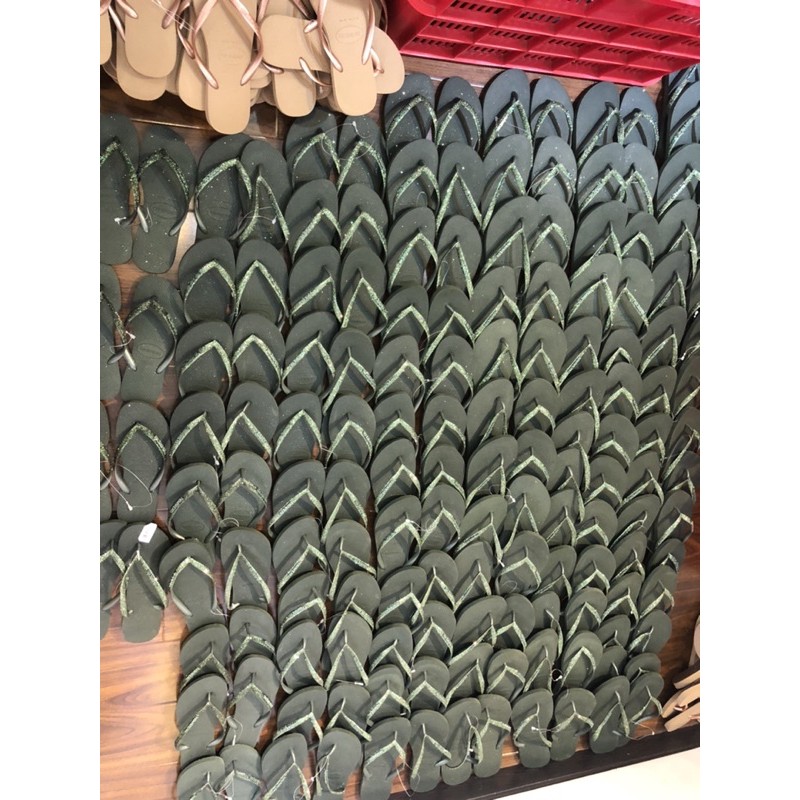 Dép havaianas kim tuyến rêu mix charm