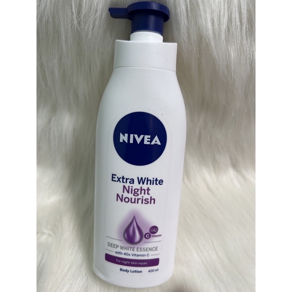 Sữa dưỡng thể trăng da nivea ban đem(400ml)