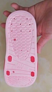 Dép kitty và doremon cho cả nhà