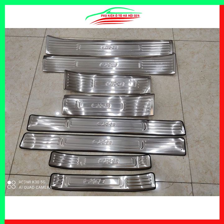 Ốp bậc cửa, nẹp bước chân INOX cho xe Mazda CX3, CX-3 2021-2023