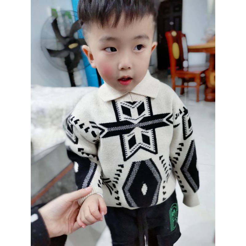 Áo len lót lông chất đanh mịn, lên form cực bảnh cho bé