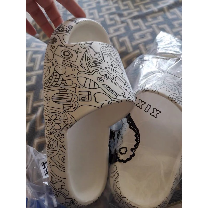 (Sẵn Đen 40) Dép thời trang hoạ tiết thời trang  hot trend cho cả nam và nữ (ảnh thật ở cuối), Mã: D080
