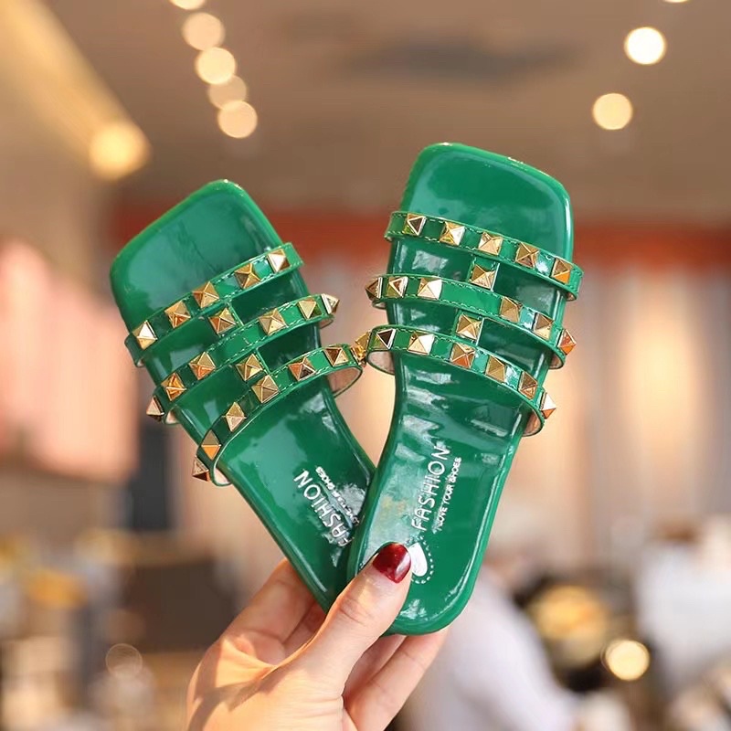 Dép bé gái mã 6786