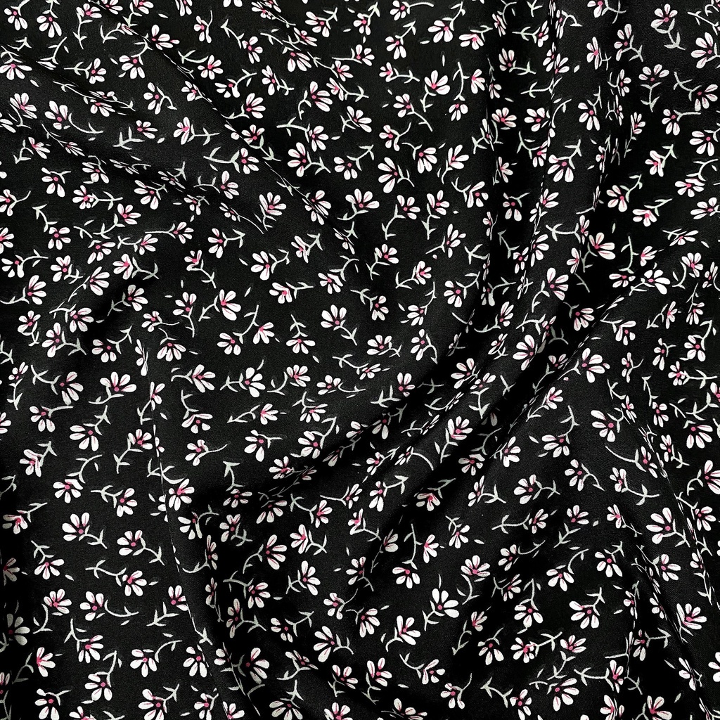 In vải loại cao cấp, in bông hoa tan nhỏ, được dùng để làm áo phụ nữ Vải voan