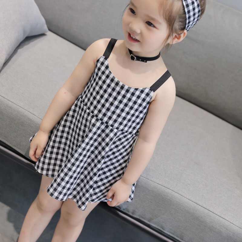 Đầm Yếm 2 Dây Kẻ Ca Rô Cho Bé