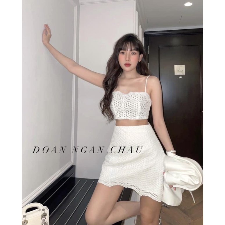SET 3 MÓN: ÁO CROPTOP VEST TRẮNG + ÁO 2 DÂY KEM MÓC LEN + CHÂN VÁY KEM LÓT QUẦN MÓC LEN