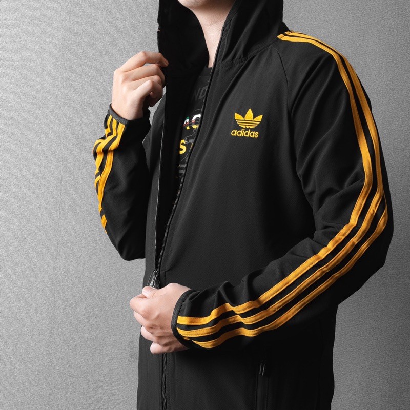 Áo khoác adidas
