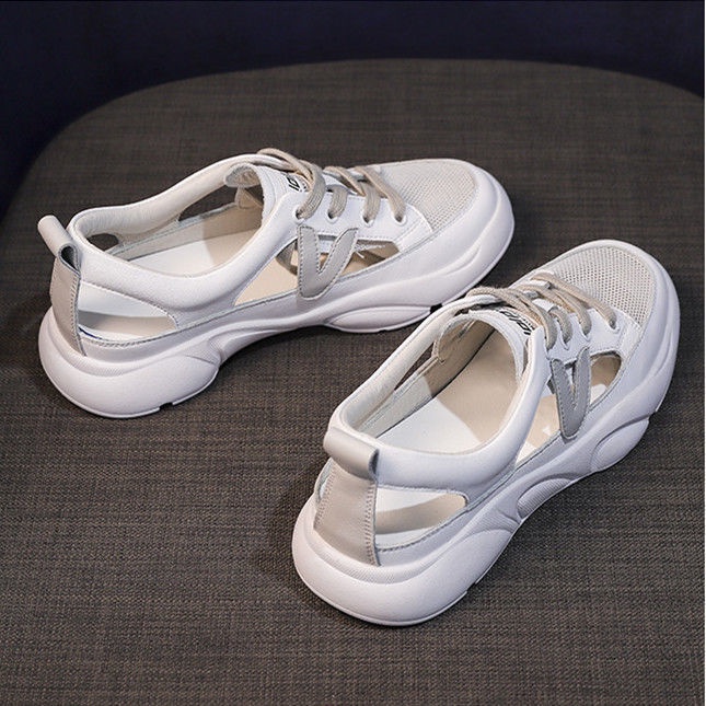 Giày Sandal Thể Thao Mùa Hè 2021 Bằng Da Mềm Đế Phẳng Siêu Đẹp Phong Cách Hàn Quốc Siêu Dễ Phối Đồ Thời Trang Mùa Hè Màu Trắng Nhỏ Phong Cách Mới Cho Nữ