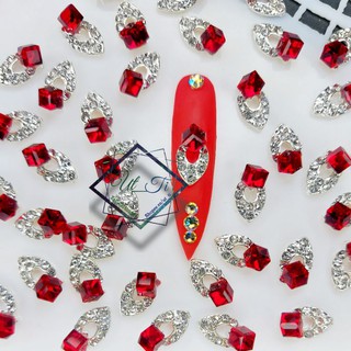 charm đá khối đỏ nail(có sẵn)mã 90