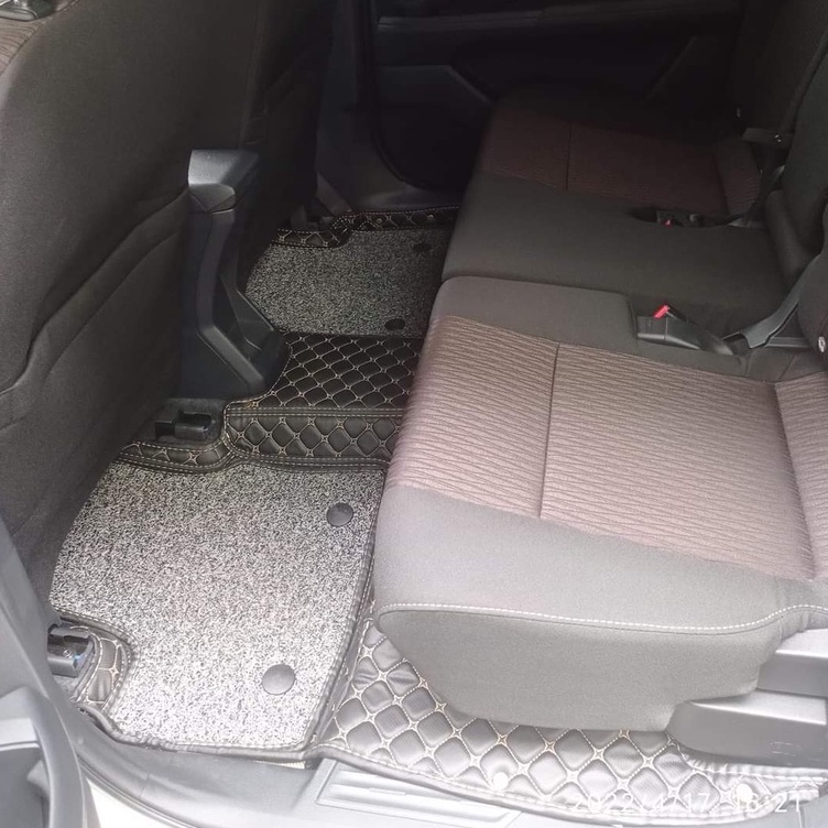 Thảm lót sàn ô tô 6D cho Toyota Veloz thảm da pu không mùi không thấm nước phủ kín 90% sàn xe