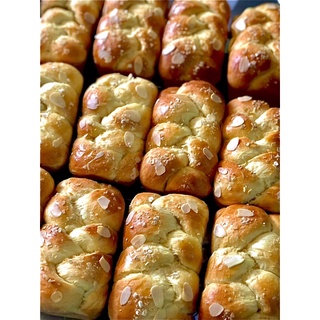 Bánh mì hoa cúc