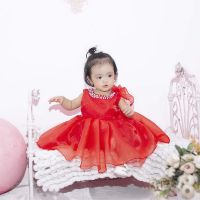 Váy công chúa đính ngọc