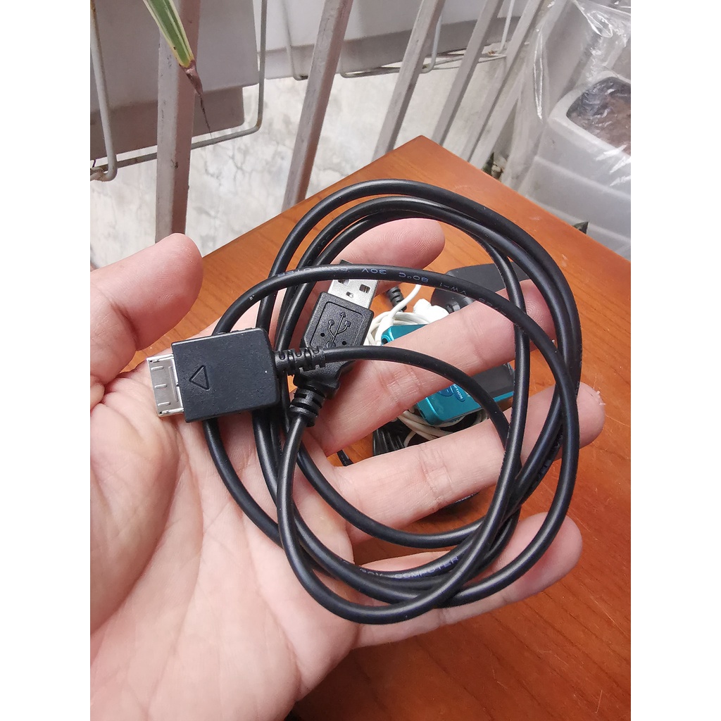 Combo máy nghe nhạc cao cấp Sony NW-S13 + loa mini + tai nghe chống ồn