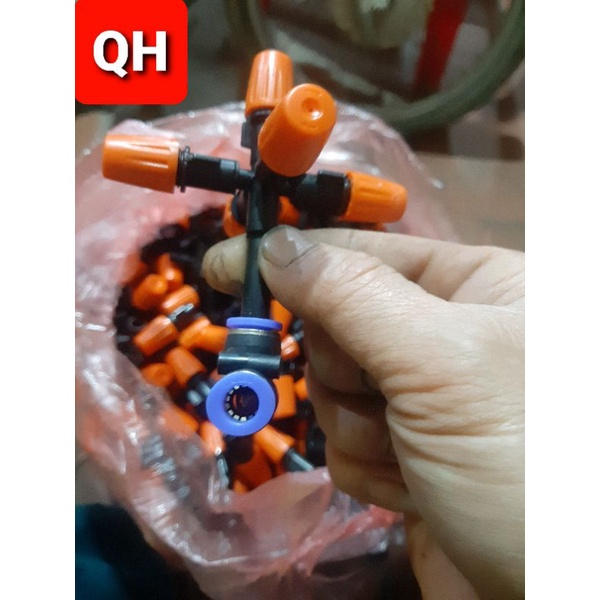 Béc phun sương đỏ loại 1 hướng và  5 hướng lọai 1 + T nối nhanh ống 8mm ( Bộ như hình loại 1 )