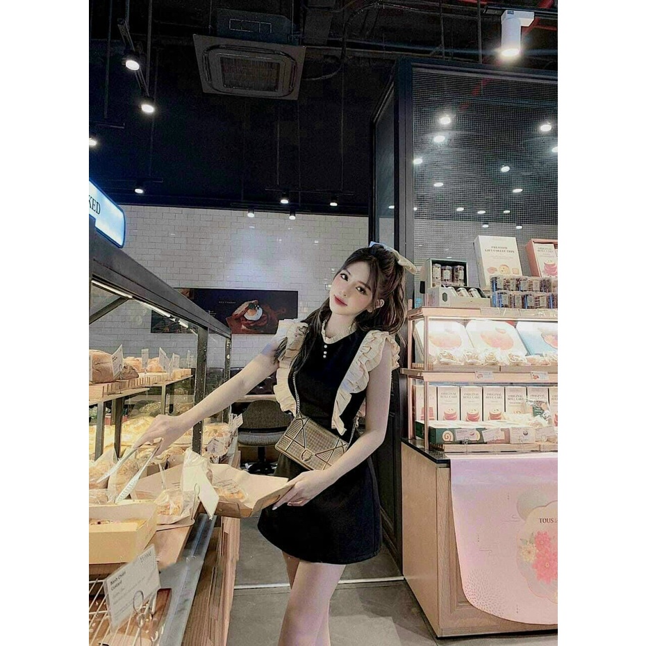 Đầm cổ tròn phối bèo xinh xắn