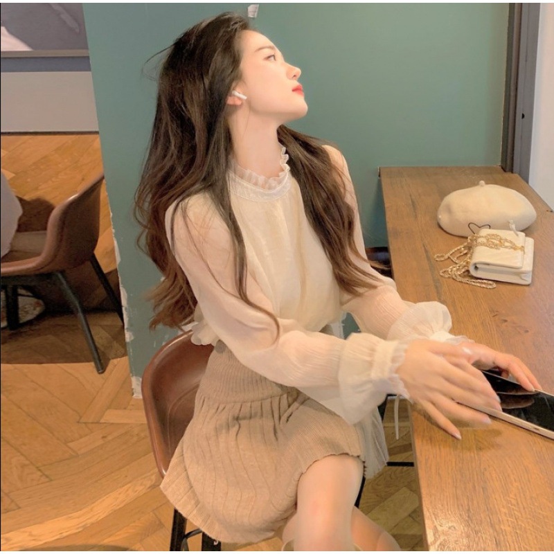 Linki ✧ Áo Sơ Mi Dài Tay Màu Trơn Phối Ren Xinh Xắn Cho Nữ