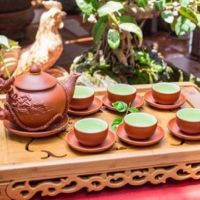 Ấm chén tử sa khay thủng đắp nổi