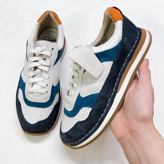Giày Clarks cho bé