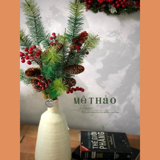 (Giá Tại Xưởng) Cành hoa Noel Trang Trí Giáng Sinh, Decor Phòng Khách, Shop, Studio của Mê Thảo Flower