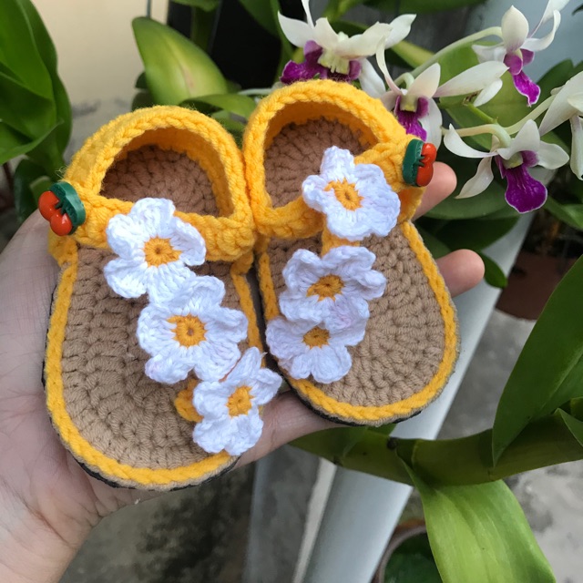 Màu sắc: Theo yêu cầu của Khách Hàng! - [x] Chất liệu:Len milk