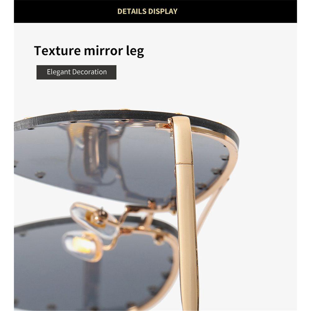 Kính Mát Đính Đinh Tán Kim Loại Thời Trang Cho Nam