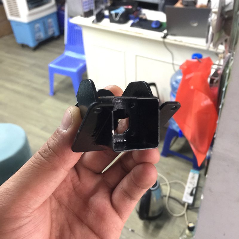 Ốp bảo vệ camera sau xe Mazda CX5, CX-5