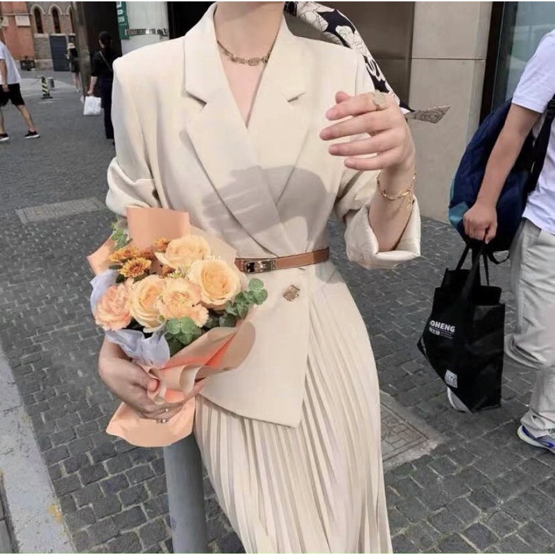 ⚡️BÁN SỈ⚡️VÁY dập ly cổ vest kèm đai 2 màu xanh và be | BigBuy360 - bigbuy360.vn